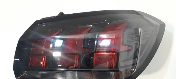 Peugeot 208 Rear/tail lights 9823216580