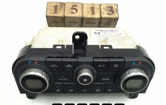 Nissan Qashqai Climate control unit JD45D