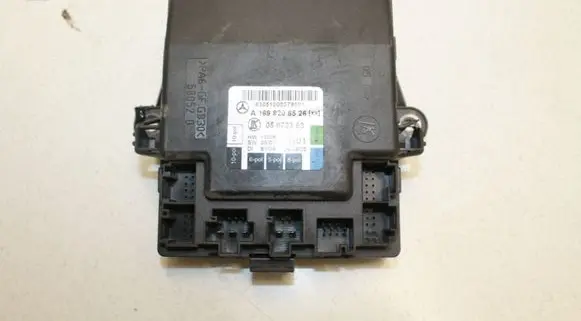 Mercedes-Benz B W245 Door control unit/module A1698208526 05072363 580520