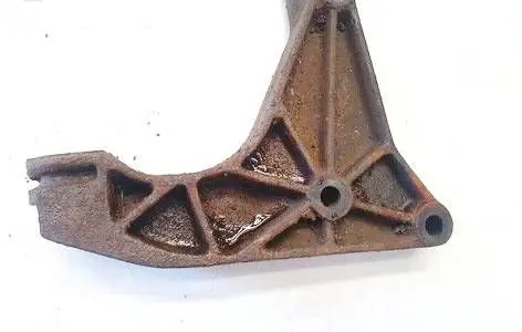 Opel Zafira A Engine mounting bracket 24403861