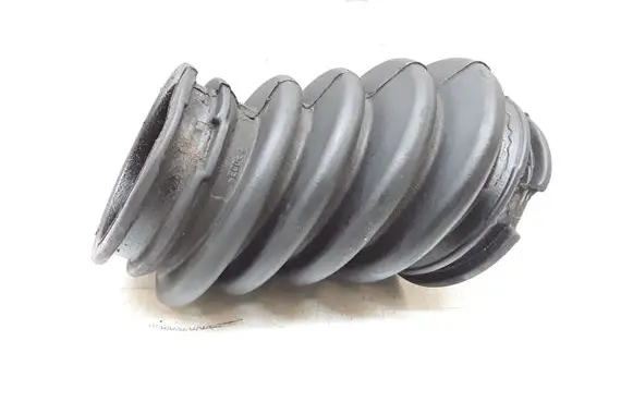 Volvo V40 Intercooler hose/pipe AV619C623CC AV619C623