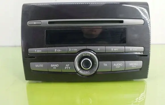 Fiat Bravo Radio/CD/DVD/GPS head unit 735451941