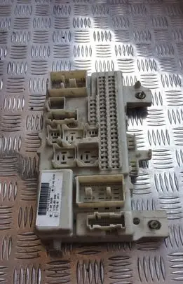 Ford Focus Fuse module 4m5t14a073