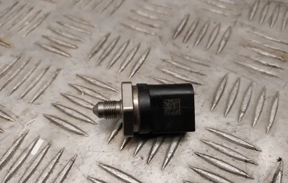 Fuel pressure sensor