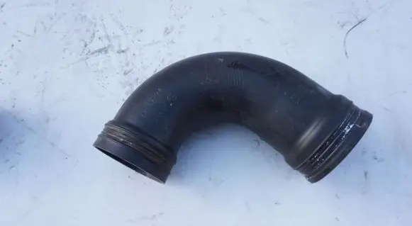 Iveco Daily 35 - 40.10 Air intake duct part 504134674