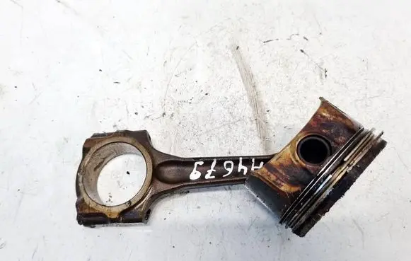 Piston with connecting rod