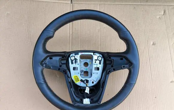 Opel Mokka Steering wheel