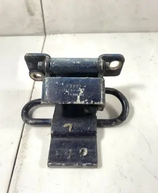 Audi A4 S4 B5 8D Front door upper hinge 4A0833412A