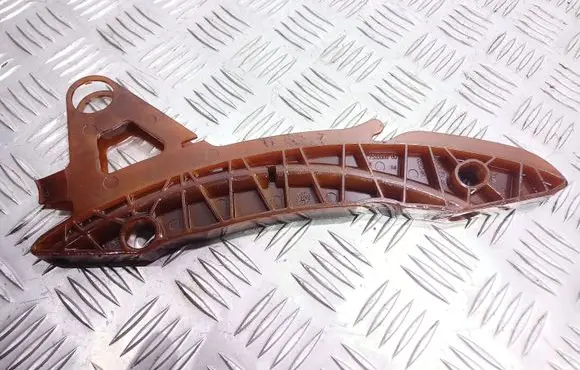 Mini One - Cooper Coupe R56 Slide rail for timing chain V7533880