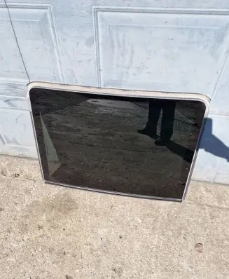 BMW X1 F48 F49 Sunroof glass 54107445464 7445464