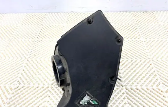 Air filter box