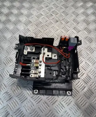 Audi Q7 4L Fuse box set 7L0937548C