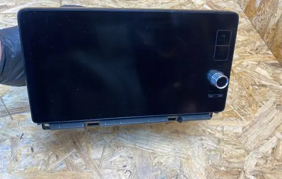 Honda Jazz IV GR Radio/CD/DVD/GPS head unit 39540TZAE031M1