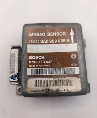 Volkswagen PASSAT B5.5 Airbag control unit/module 8A0959655B 0285001037