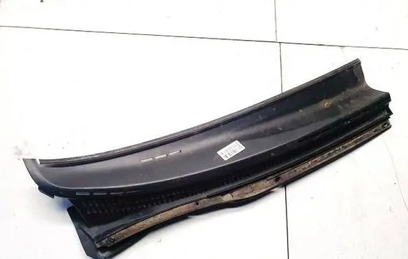 Toyota Corolla E120 E130 Wiper trim 5570802150