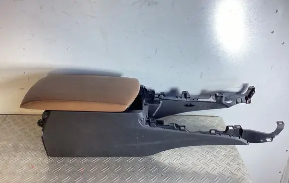 Lexus GS 250 350 300H 450H Other center console (tunnel) element 5881030C80 5881030C90