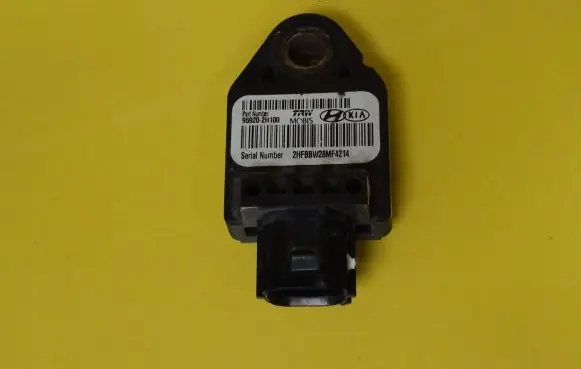 KIA Carnival Airbag deployment crash/impact sensor 95920-2H100