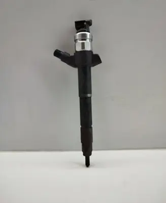 Mitsubishi Pajero Fuel injector 1465A279