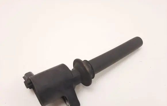 High voltage ignition coil