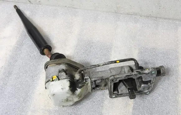 Isuzu Trooper Gear shifter/selector 8971008861