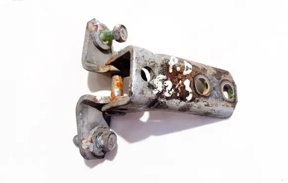 Mitsubishi Outlander Front door upper hinge