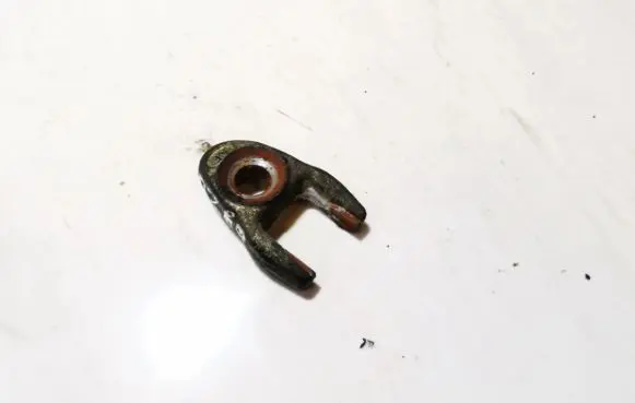 Renault Megane III Fuel Injector clamp holder
