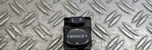 Toyota Prius (XW20) Wing mirror switch 183574