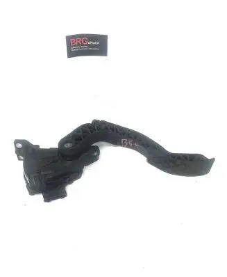 Audi A6 S6 C5 4B Accelerator throttle pedal 8D1723523F 6PV00837602 022401