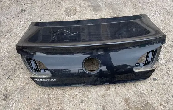 Volkswagen PASSAT CC Tailgate/trunk/boot lid