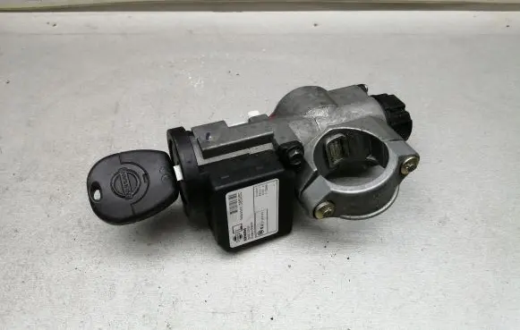 Nissan Primera Ignition lock 28590C9965