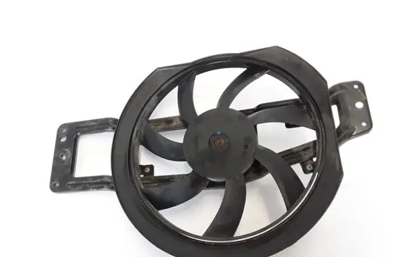 Renault Twingo I Radiator cooling fan shroud 7700421373