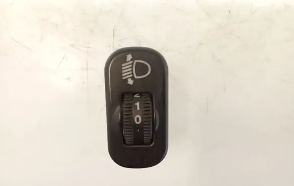 Mercedes-Benz Sprinter W906 Headlight level height control switch 0005445931 32200103