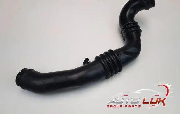 Ford Focus Intercooler hose/pipe 3M516C646YH 3M51-6C646-YH