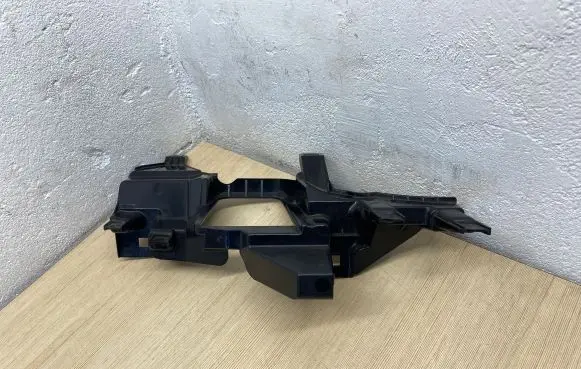 BMW 7 E65 E66 Headlight/headlamp mounting bracket 161698