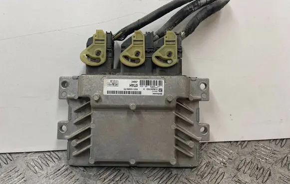 Ford Fiesta Engine control unit/module 8V2112A650TH