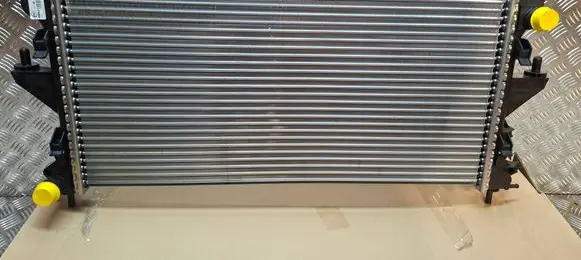 Coolant radiator