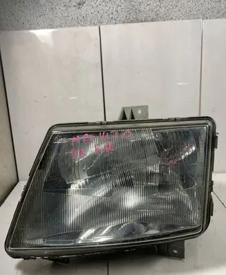 Mercedes-Benz Vito Viano W638 Headlight/headlamp A6388200661K2