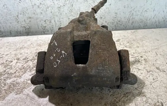 Volvo V50 Front brake caliper