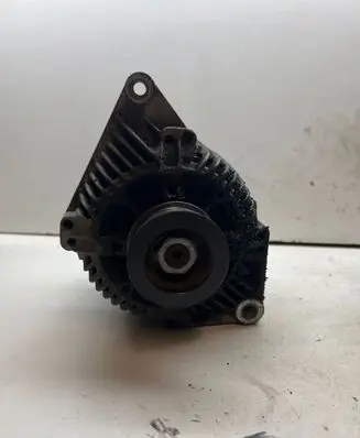 Renault Laguna I Generator/alternator 2541903A