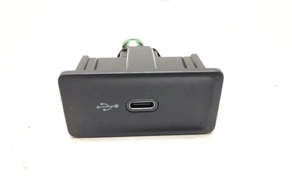 Volkswagen PASSAT B8 USB socket connector 3G5035726B