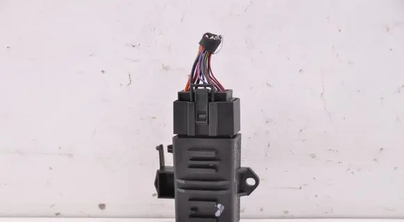 Skoda Fabia Mk3 (NJ) Seat heating relay 6R0959772E