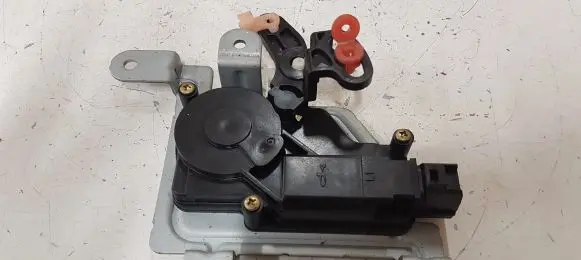 KIA Sorento Tailgate boot lock/latch motor 812403E000