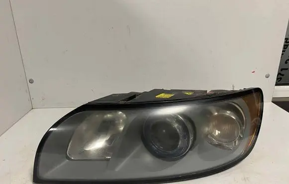 Volvo V50 Headlight/headlamp 30678916 0301198273