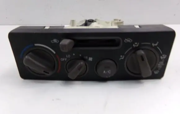 Toyota Corolla E110 Air conditioning/heating control unit 9708-0005