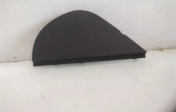 Volkswagen Polo IV 9N3 Dashboard side end trim 6Q0858217