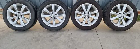 R16 alloy rim