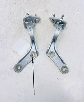 Mercedes-Benz GLE (W166 - C292) Tailgate/trunk/boot hinge A2927400137 A2927400237