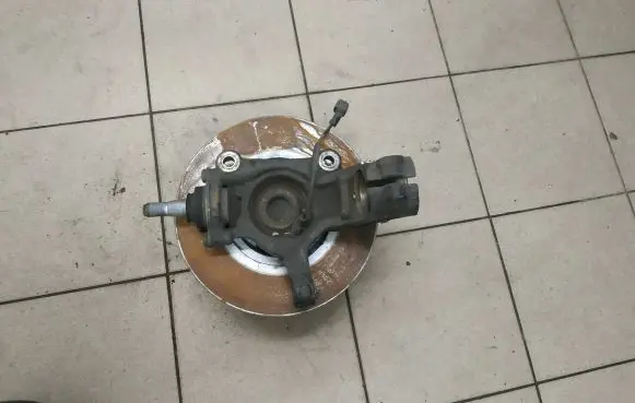 Ford Transit - Tourneo Connect Front wheel hub