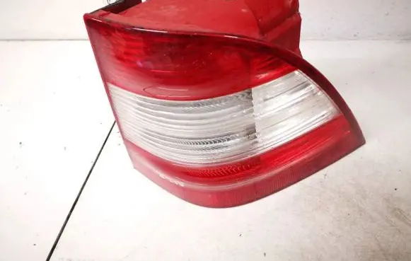 Mercedes-Benz ML W163 Rear/tail lights 22335600 223356-00