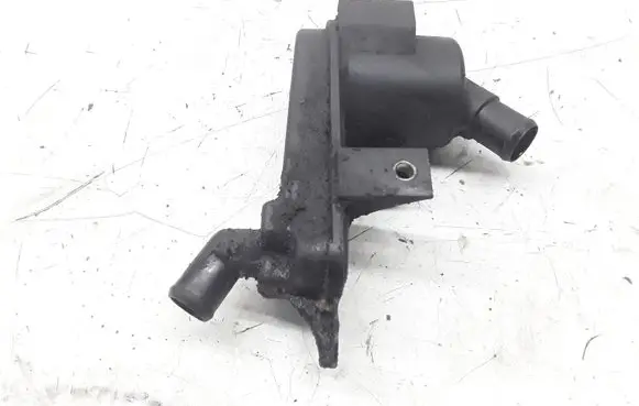 Ford Focus Breather/breather pipe/hose XS4Q6A785AB